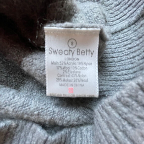 Sweaty Betty London Sweater Womens Small Pink Gray Striped Turtle Neck Luxe Cozy - Picture 11 of 11